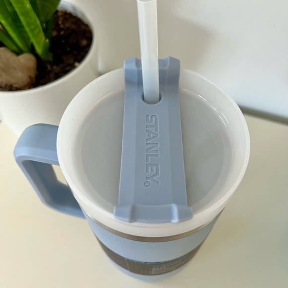 NEW Stanley Quencher - 40 oz (Chambray) - Picture 2 of 3